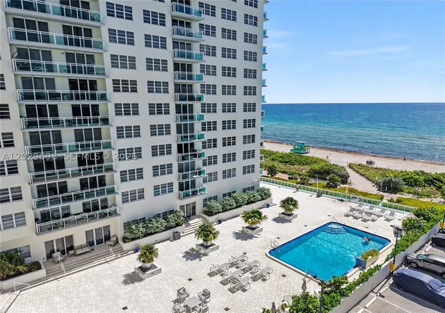 Photo 3 of Condo for sale at 6917 Collins Ave #605, Miami Beach, FL 33141 | MLS# A12029698 | Listing updated on 2026-10-08