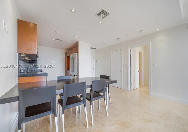 3rd image of 151 Crandon Blvd #439, Key Biscayne, FL 33149 | MLS# A12046437