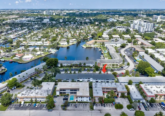 2nd image of 801 Pine Dr, Pompano Beach, FL 33060