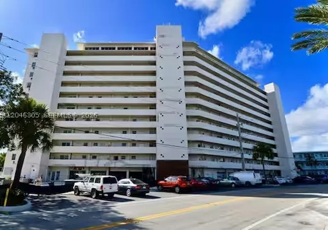Homes for sale in North Bay Village, FL | 7904 West Dr #214, North Bay Village, FL 33141 | MLS# A12046305