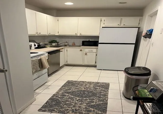 2nd image of 1950 N Andrews Ave #210d, Wilton Manors, FL 33311 | MLS# B26047580
