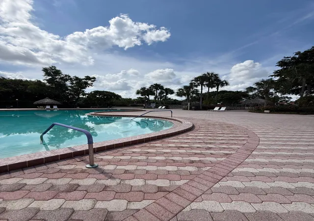 Homes for sale in Margate, FL | 3210 Holiday Springs Boulevard, Margate, FL 33063 | Houzeo