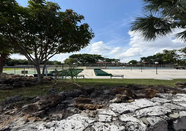 2nd image of 3210 Holiday Springs Blvd, Margate, FL 33063