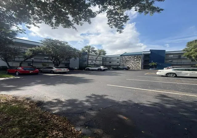 2nd image of 3210 Holiday Springs Blvd #2-103, Margate, FL 33063 | MLS# B26047557