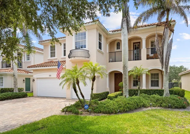Homes for sale in Palm City, FL | 5718 Sw Bald Eagle Dr, Palm City, FL 34990 | MLS# B26047634