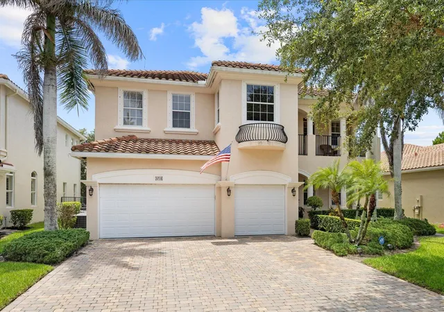 Homes for sale in Palm City, FL | 5718 Sw Bald Eagle Dr, Palm City, FL 34990 | MLS# B26047634