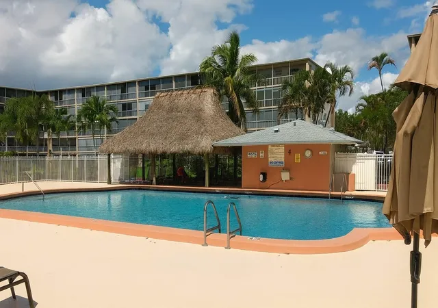 Homes for sale in Hollywood, FL | 4650 Washington St #210, Hollywood, FL 33021 | MLS# B26047660