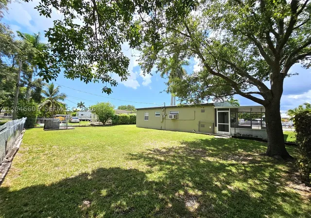 Photo 4 of Single family home for sale at 15451 Sw 289Th Ter, Homestead, FL 33033 | MLS# A12046607 | Listing updated on 2026-08-24
