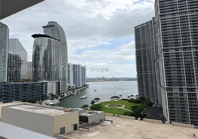 Homes for sale in Miami, FL | 77 5th Street, Miami, FL 33131 | Houzeo