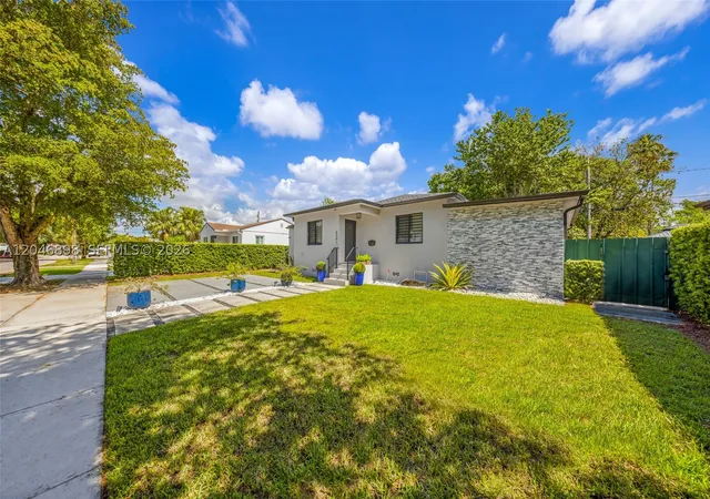 Photo 2 of Single family home for sale at 6541 Sw 18th St, Miami, FL 33155 | MLS# A12046898 | Listing updated on 2026-07-18