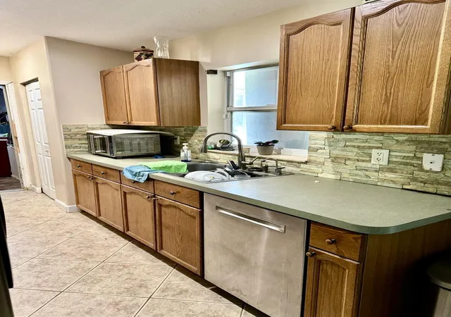 4th image of 16298 90Th St N, Loxahatchee, FL 33470 | MLS# B26047763