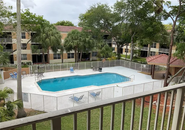 Photo 4 of Condo for sale at 8282 Nw 24Th St #8282, Coral Springs, FL 33065 | MLS# A12046908 | Listing updated on 2026-09-26