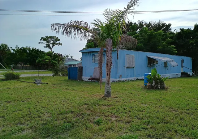Homes for sale in Stuart, FL | 1512 Ne Dove Ave, Stuart, FL 34994 | MLS# B26047771