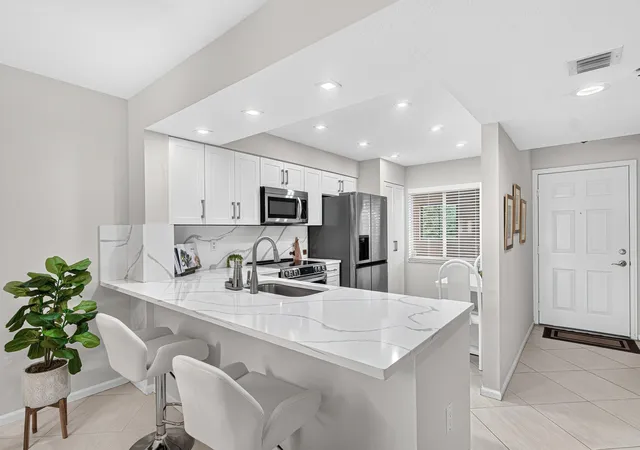 3rd image of 12540 Majesty Cir #303, Boynton Beach, FL 33437 | MLS# B26047778