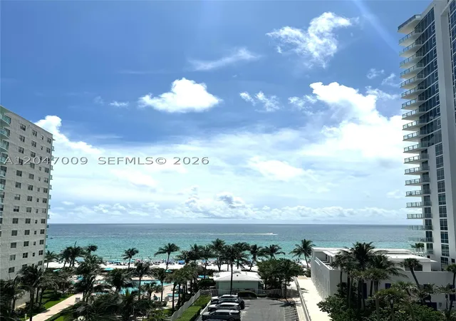 3901 S Ocean Dr, 3901 S Ocean Dr, Hollywood, FL 33019