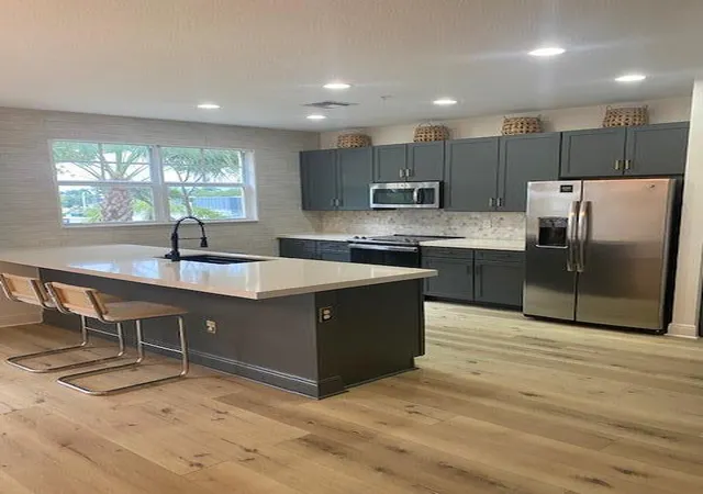 2nd image of 229 N Latitude Cir, Delray Beach, FL 33483 | MLS# B26047876