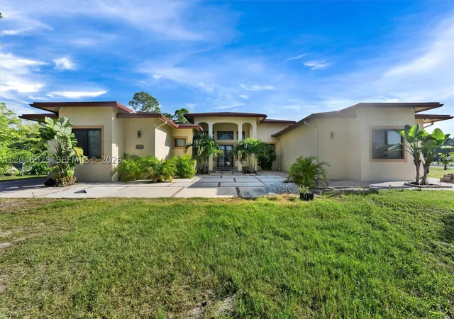 Photo 1 of Single family home for sale at 13085 N 78th Pl N, Loxahatchee, FL 33412 | MLS# A12046925 | Listing updated on 2026-08-10
