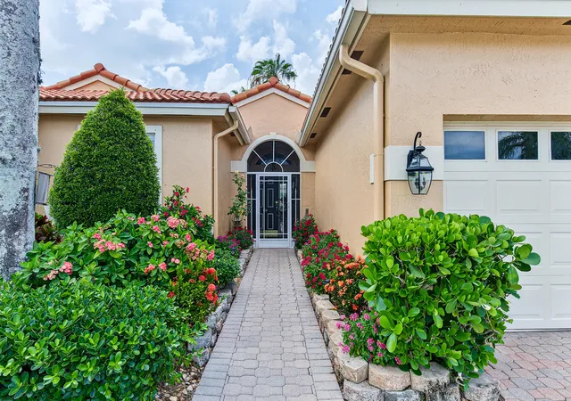 2nd image of 22011 Palm Grass Dr, Boca Raton, FL 33428 | MLS# B26047998