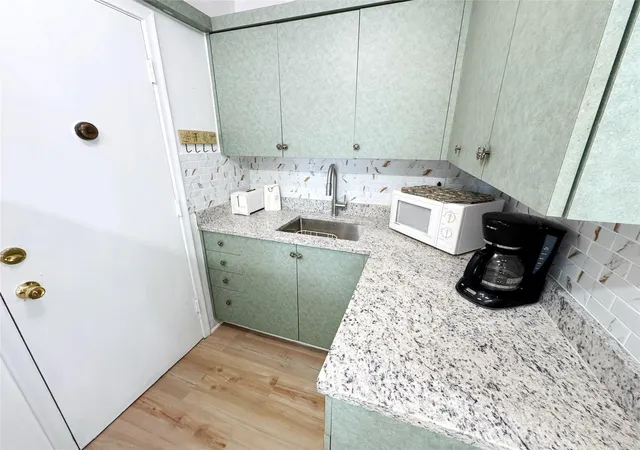 4th image of 310 S Cypress Rd, Pompano Beach, FL 33060