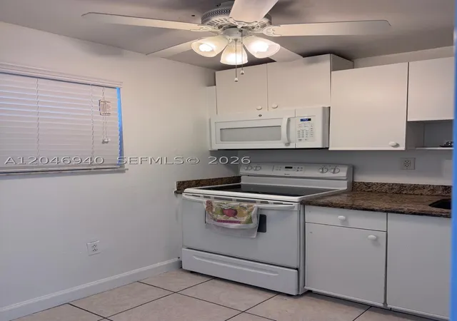 Photo 3 of Condo for sale at 1725 W 60th St #F222, Hialeah, FL 33012 | MLS# A12046940 | Listing updated on 2026-09-28