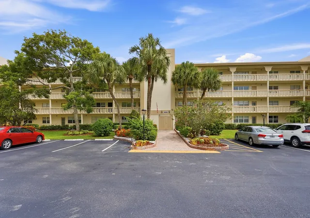 1st image of 2905 Victoria Pl #C4, Coconut Creek, FL 33066 | MLS# B26048183