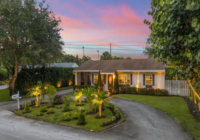 4th image of 2205 W Pineridge Ct, Delray Beach, FL 33444 | MLS# B26048189