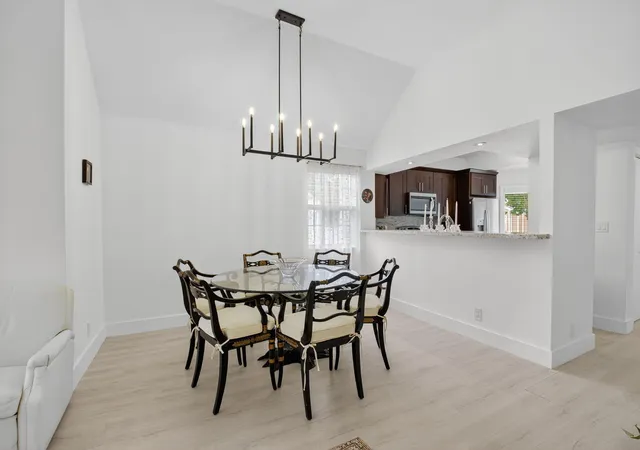 5th image of 5328 Buckhead Cir #2020, Boca Raton, FL 33486 | MLS# B26048306