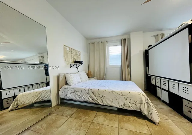 Homes for sale in Miami Beach, FL | 842 Meridian, Miami Beach, FL 33139