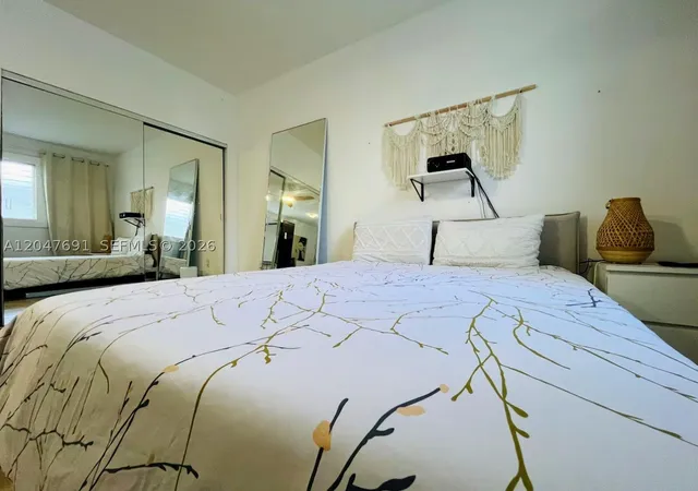 Homes for sale in Miami Beach, FL | 842 Meridian, Miami Beach, FL 33139