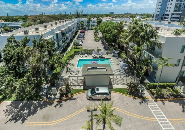 25th image of 2100 Van Buren St #508, Hollywood, FL 33020 | MLS# A12047705