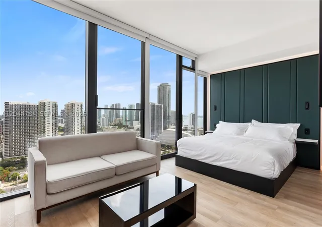 Homes for sale in Miami, FL | 20 Ne 11th #2905, Miami, FL 33132 | MLS# A12044784