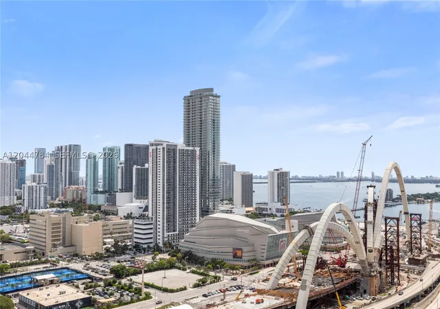 Homes for sale in Miami, FL | 20 11th, Miami, FL 33132 | Houzeo