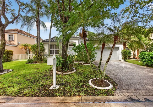 Homes for sale in Parkland, FL | 6621 Nw 78th Dr, Parkland, FL 33067 | MLS# B26048347
