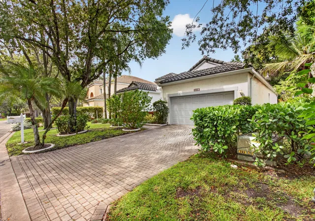 Homes for sale in Parkland, FL | 6621 Nw 78Th Dr, Parkland, FL 33067 | MLS# B26048347