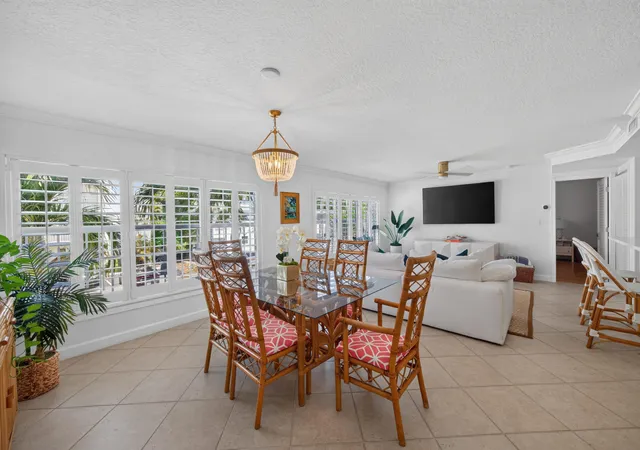Homes for sale in North Lauderdale, FL | 151 Ne 16Th Ave, North Lauderdale, FL 33301