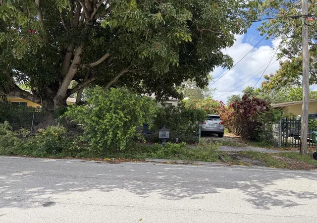 1st image of 2021 Nw 87th St, Miami, FL 33147 | MLS# B26048357