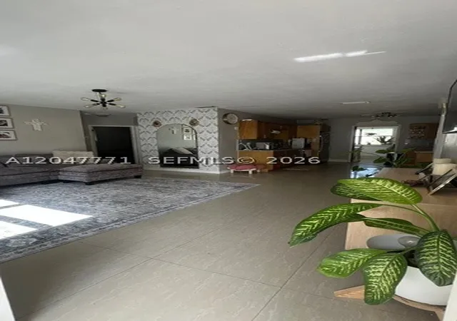 38th image of 3000 N 72nd Way, Hollywood, FL 33024 | MLS# A12047771