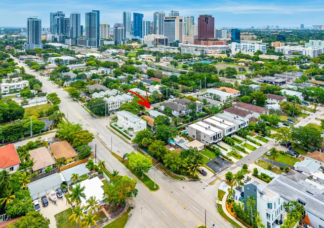 1st image of 312 Sw 9th St #1-2, Fort Lauderdale, FL 33315 | MLS# B26048367