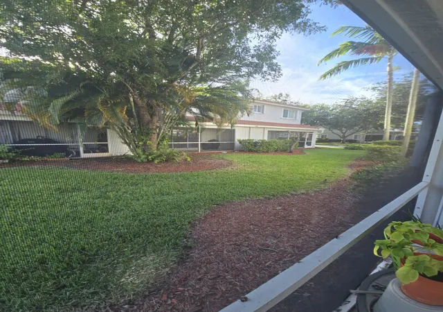 Homes for sale in Riviera Beach, FL | 6511 Sandy Bank Ter, Riviera Beach, FL 33407 | MLS# B26048370