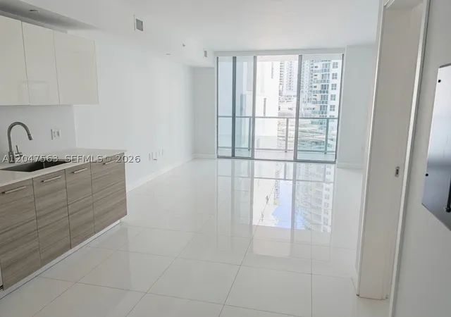 Photo 4 of Condo for sale at 1300 Brickell Bay Dr #1110, Miami, FL 33131 | MLS# A12047563 | Listing updated on 2026-10-02