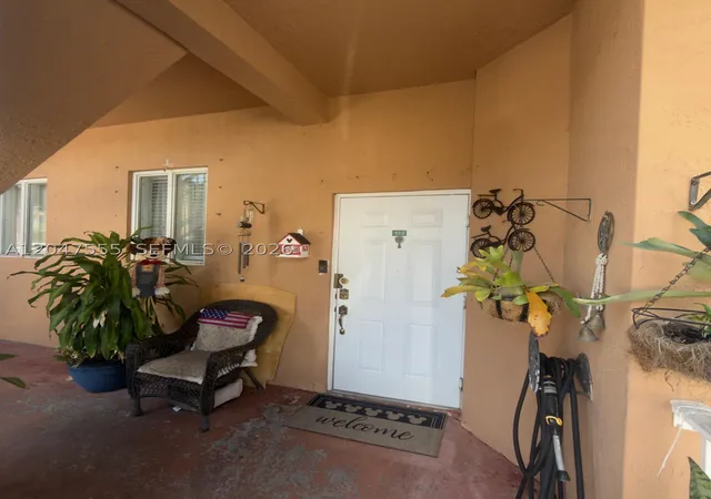 Homes for sale in Hialeah, FL | 17820 Nw 73rd Ave #103-1, Hialeah, FL 33015 | MLS# A12047555