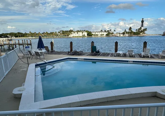 4th image of 2508 Bay Dr #110, Pompano Beach, FL 33062 | MLS# B26048436