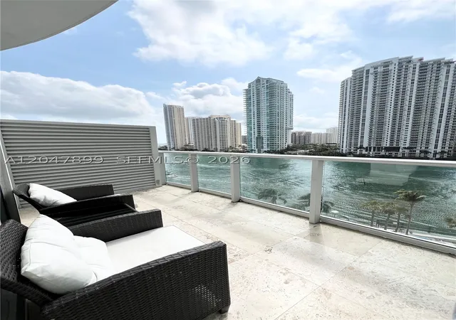 Homes for sale in Miami, FL | 300 S Biscayne Blvd #L-814, Miami, FL 33131 | MLS# A12047899