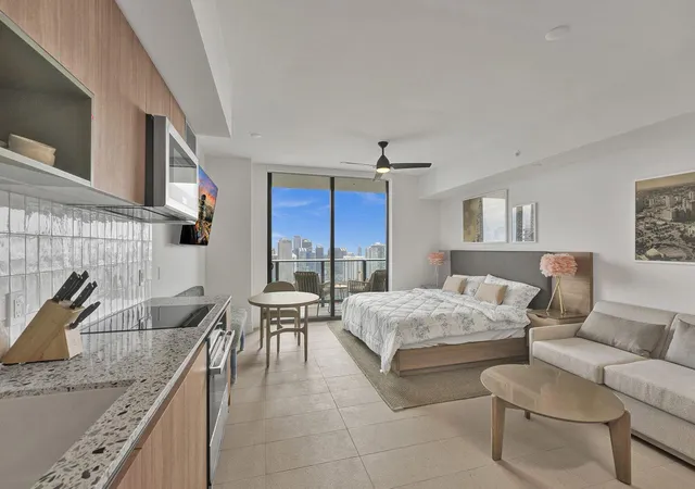 5th image of 601 Ne 1St Ave #4712, Miami, FL 33132 | MLS# B26048498