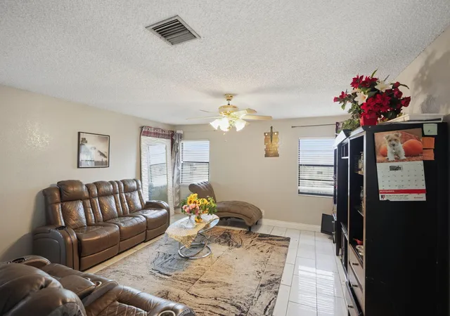Homes for sale in North Lauderdale, FL | 1301 Sw 75Th Ave, North Lauderdale, FL 33068 | MLS# B26048497