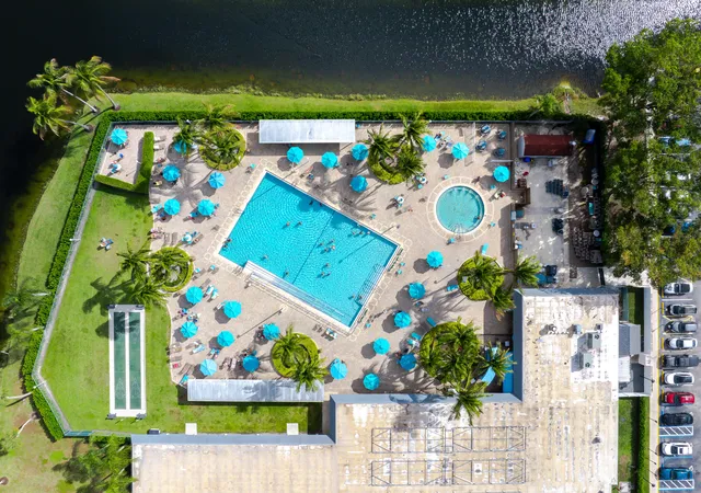 2nd image of 233 Brittany E, Delray Beach, FL 33446 | MLS# B26048510
