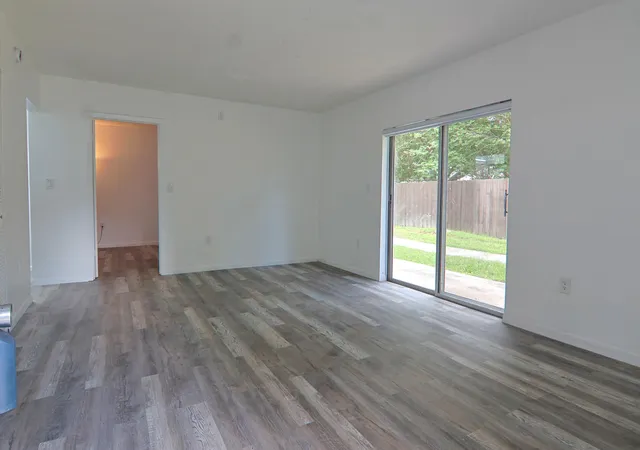 3rd image of 6931 Sw 129Th Ave, Miami, FL 33183