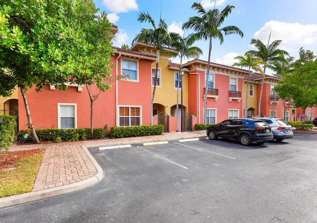 Homes for sale in Tamarac, FL | 2851 W Prospect #506, Tamarac, FL 33309 | MLS# B26048559
