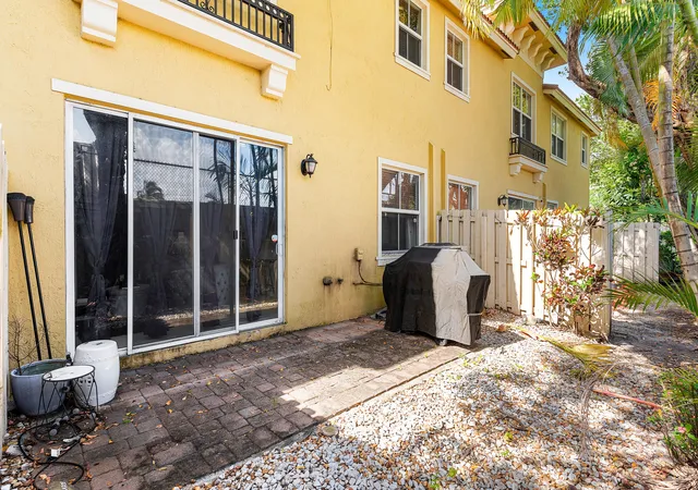Homes for sale in Tamarac, FL | 2851 W Prospect #506, Tamarac, FL 33309 | MLS# B26048559