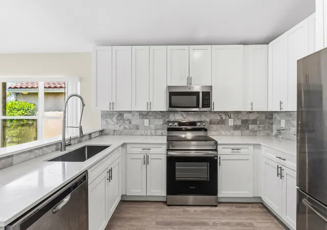 3rd image of 16358 Sw 8Th St, Pembroke Pines, FL 33027 | MLS# B26048573